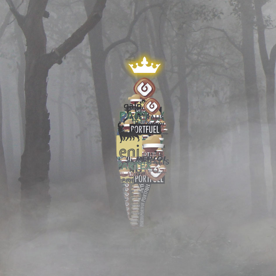 Figura humana formada por logos de corporações de óleo e gás com uma coroa brilhante a emergir de uma floresta nublada.